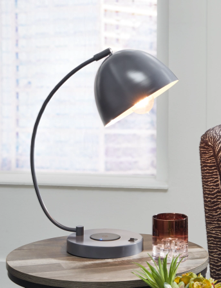 Austbeck Desk Lamp