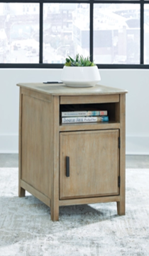 Devonsted End Table – LIGHT BROWN