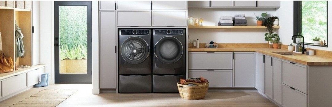 4.5 cu ft Front Load Washer Stackable - Stainless